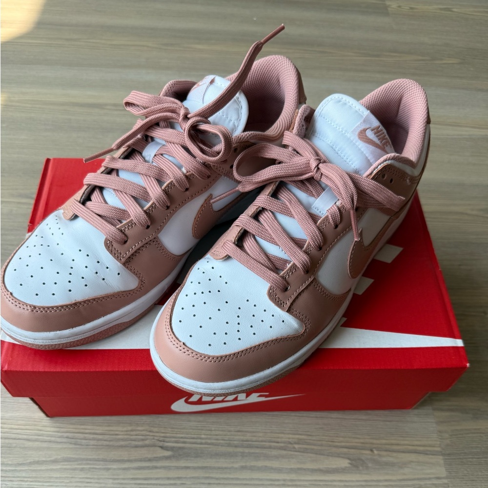Nike Dunks Lows White/Rose Whisper Women’s Size  10